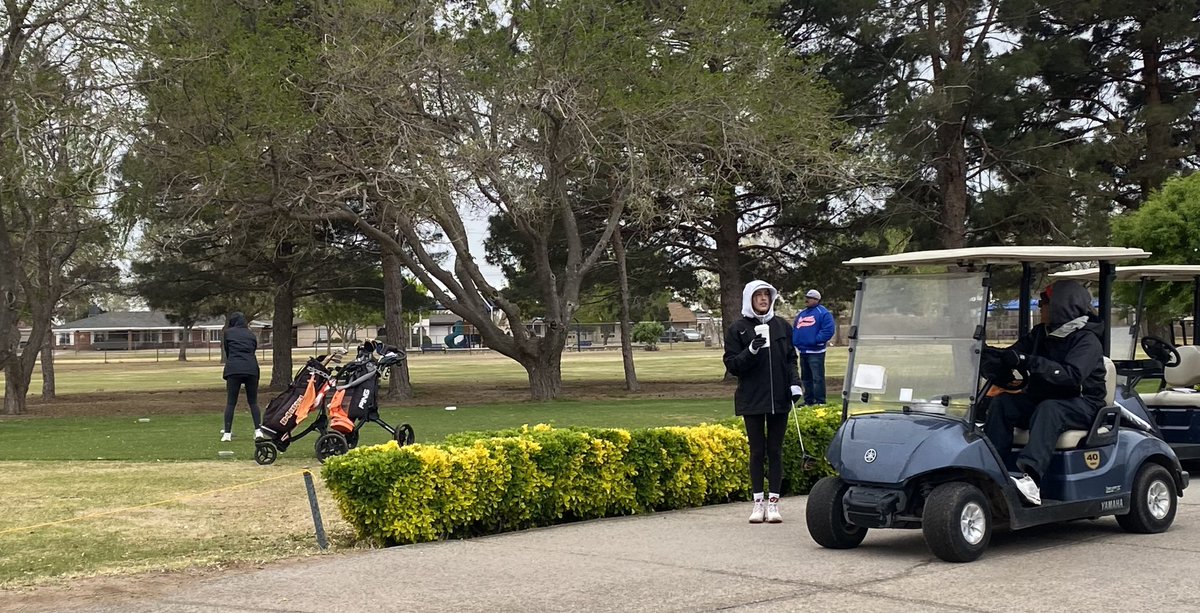 Day 1 of the 1-5A / 1-4A District Golf Tourney at Lone Star Golf Course - @Fchavezeptimes @ELPASO_ISD @EPSports915 @Prep1USA