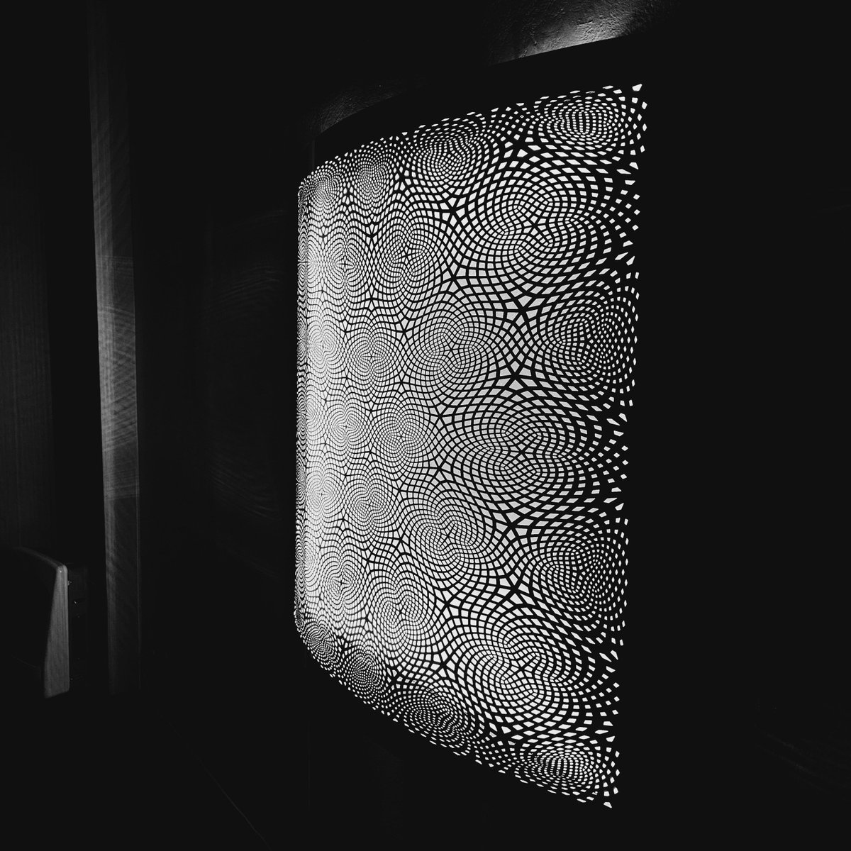 arianhakimi's tweet photo. The Symphony of Pattern 
Gridscape
Over 10000 holes transform the flatness of stainless into a fluid subtle of waves rippling on the surface. 
Design by ARian Hakimi
Gallery @ariagalleryartclasses
Material|Stainless Steel
Dimensions 120x120 cm https://t.co/rfe1qbyyj6