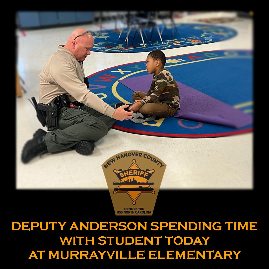 Building bridges beyond badges! Deputy Anderson, SRO at Murrayville Elementary, spreading kindness one conversation at a time. 🌟 Today, he shared a moment with a student, making a difference beyond duty. #NHSO #NHSOSRO #CommunityFirst #SROHeroes #MakingConnections