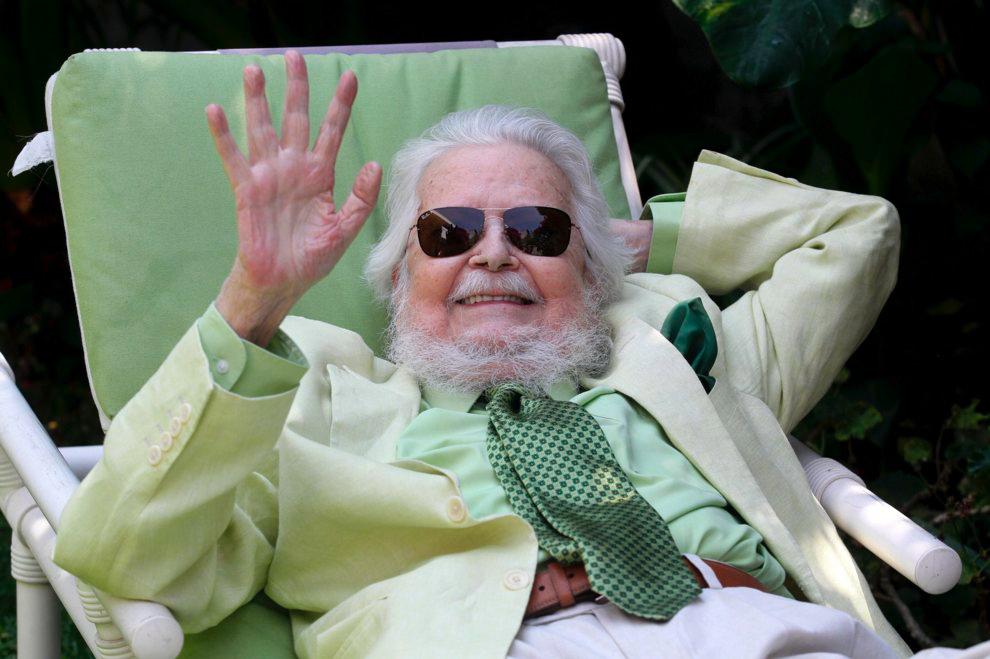 Para seguir recordando su legado y vida, te invitamos a adquirir sus obras en nuestra red del librerías de #ElFondo, <a href="/LibreriasEducal/">libreriaseducal</a> o en nuestra #LibreríaVirtual:
elfondoenlinea.com/Busqueda.aspx?…
¡Construyamos una #RepúblicaDeLectores!