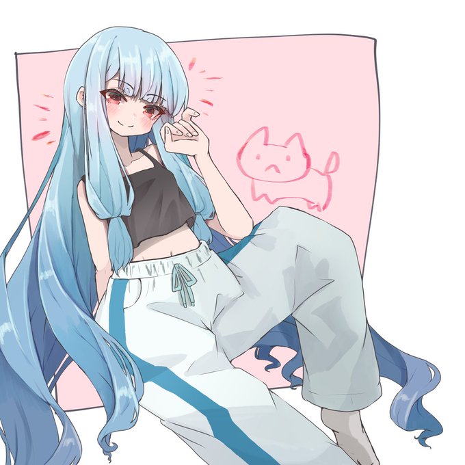 フォロワー様2222人突破ありがとうございました!
感謝の葵ちゃんです 