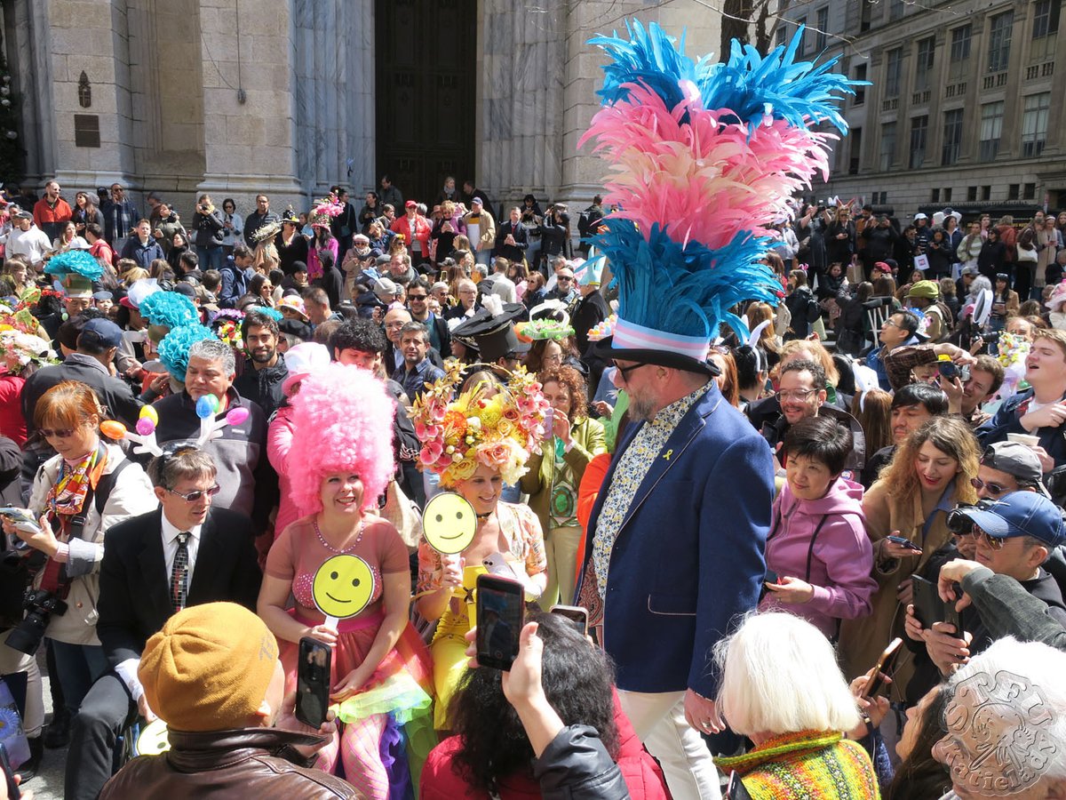 InxplicablBacon's tweet photo. For example, at the Easter Bonnet Parade &amp; Festival on Fifth Avenue in New York City, the Judgies will be perched on high chairs judging participants strutting their bonnets and outfits for Operation OestreStrut.
#IxB_OestreStrut #IxB_Judgies https://t.co/joAfmza2pf