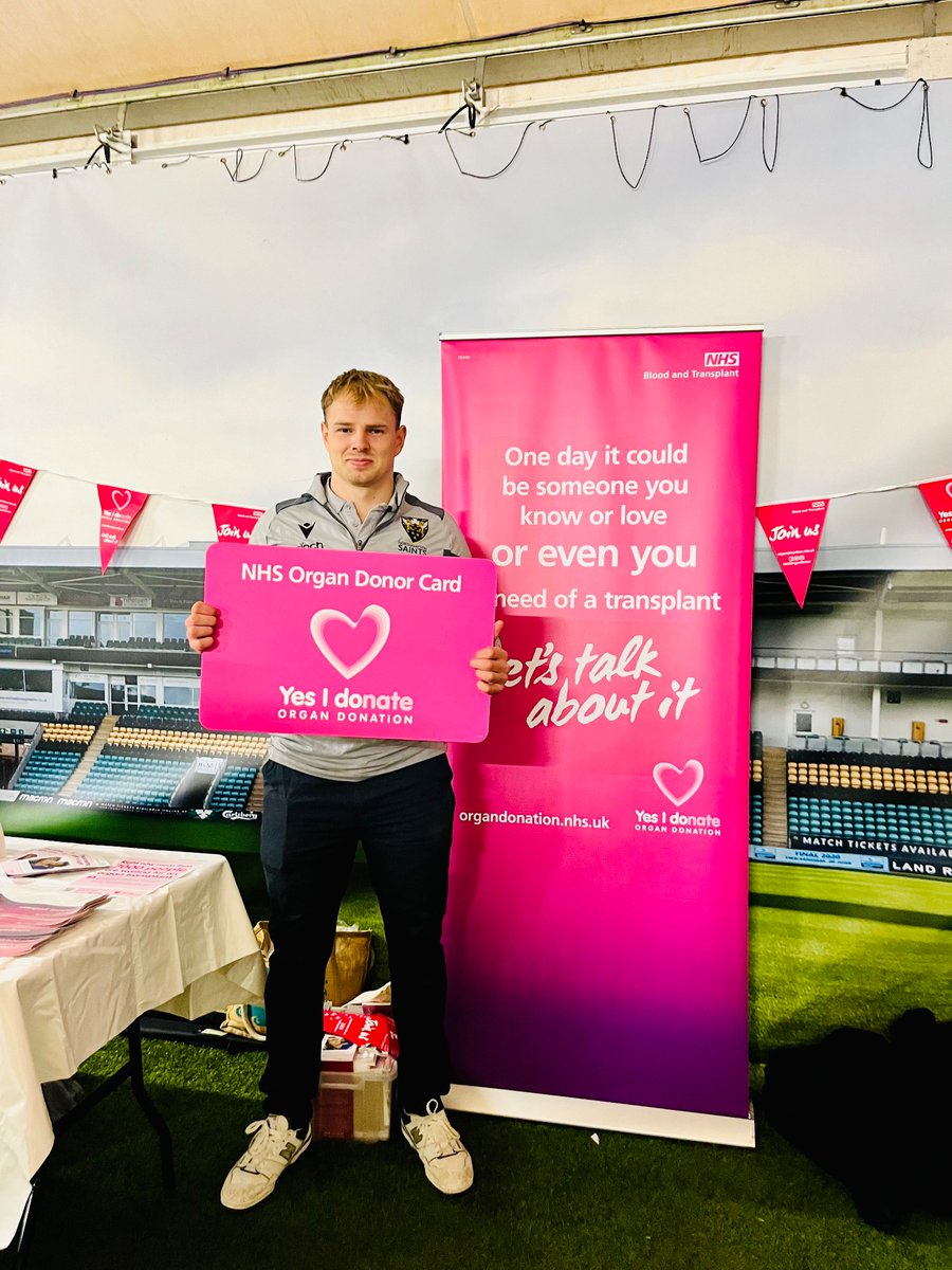 3/3…. And the only card @SaintsRugby’s Toby Cousins was interesting in getting was a pink one 🩷 @SaintsComm @SaintsFdation @NHSOrganDonor @share_wishes @OdtSouth