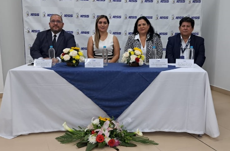 IESSStaElena's tweet photo. Mira la #RendicióndeCuentasIESS2023 de la Dirección Provincial de Santa Elena
    
-Video completo en: https://t.co/52MjBGIuGw https://t.co/zq4rP1Yzy6