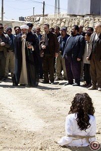 Voor iedereen die discriminatie van moslimvrouwen in de islam banaliseert en reduceert tot “cultuur” en beweert dat alles onder “de vrijheid van deze vrouwen en hun keuze” valt, toon ik dit ‘breaking news.

Dit om te laten zien hoe fake feministen in Europa, vrouwenrechten en