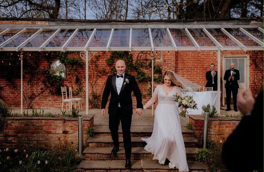 A huge congratulations Jo on your wedding day!!! You look incredible 🥂💕 We can’t wait to share more of your photos soon 💕

#wedding #weddingdress #realbride #maggiebride #realbride #bridalsuitebride #nottinghambride #nottinghamwedding #happycouple #nottingham #woodthorpe