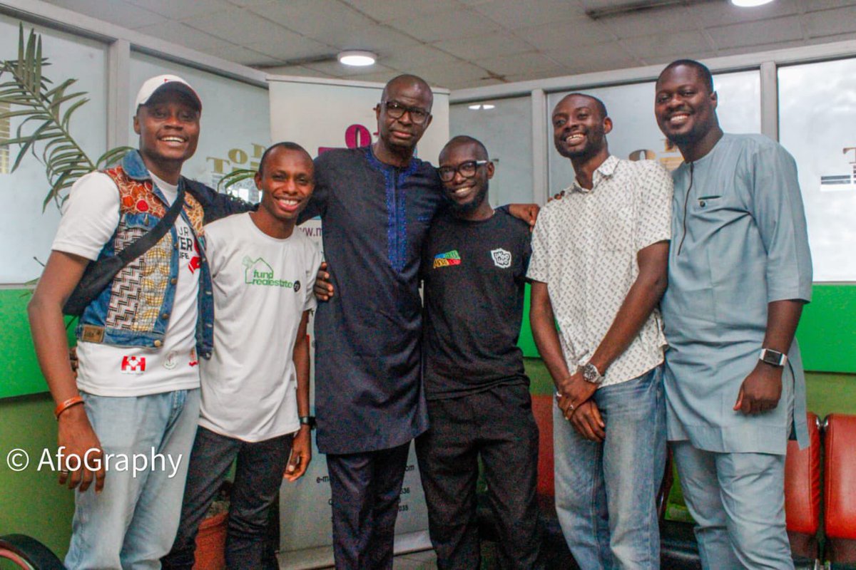 The greatest lie we tell ourselves is that age is just a number. LIE! You and I know the unvarnished truth. May we enjoy good health in old age! L-R: @TheTalkDoctor_ Bolu, Godwin, Akambi, Okey and Fara. Great guys.