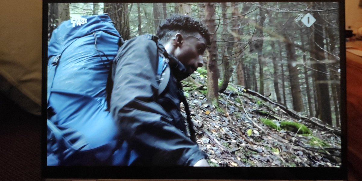 CDijkje1's tweet image. Lekker onopvallend die blauwe tassen... #hunted #huntedvips #huntedintothewild #huntedintothewildvips