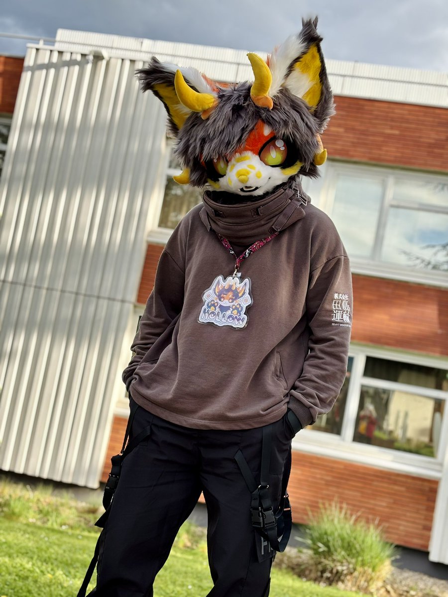 TricksterPaws's tweet photo. Last day at #Fauntastic4 , I already miss suiting 😭✨ https://t.co/NeIqVScEiS