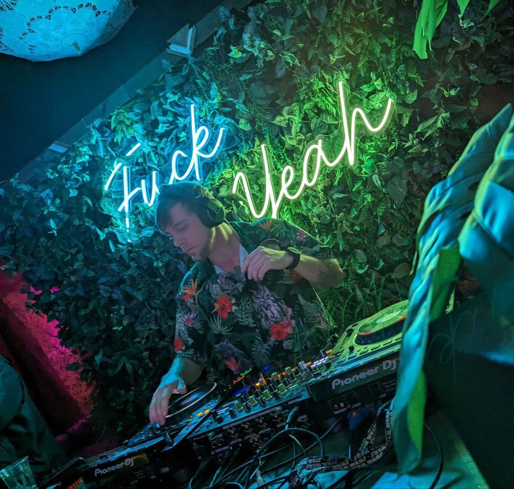 Playing this Saturday for GSFC! Come check it out. My own UK influenced House and some crowd pleasers mixed in!