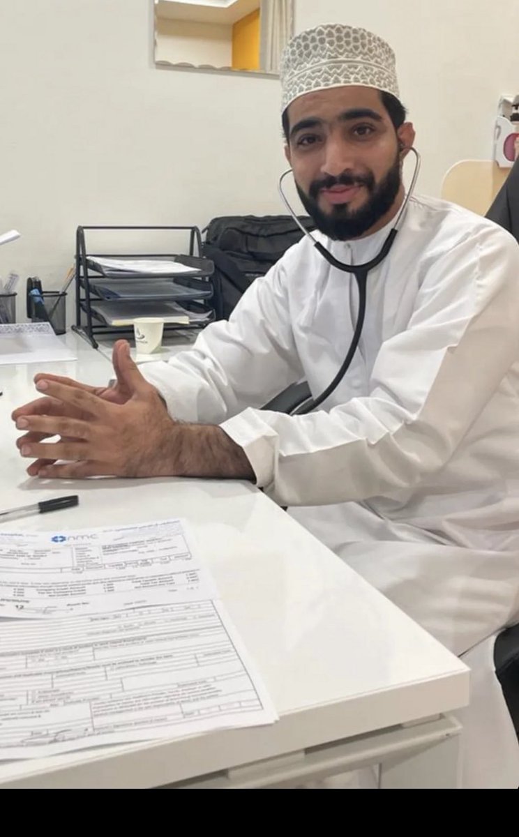 " افتقدت صديق ما شفته من يوم بدا الرمضان،
معقوله محجوز مع الشياطين!!