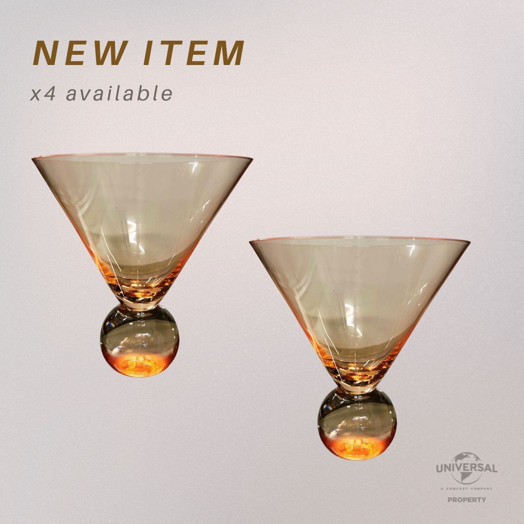 UniStudiosLot's tweet photo. New Arrivals at the Universal Prop department!✨ Some of their new #glassware available as part of their #handprops collection. If you're in LA, come by. If not, they can SHIP #props to your production directly. 🍸
#UniProps #Glass #Drinkware #shiptoyou #cocktails #newarrival https://t.co/S0hIODlLFy