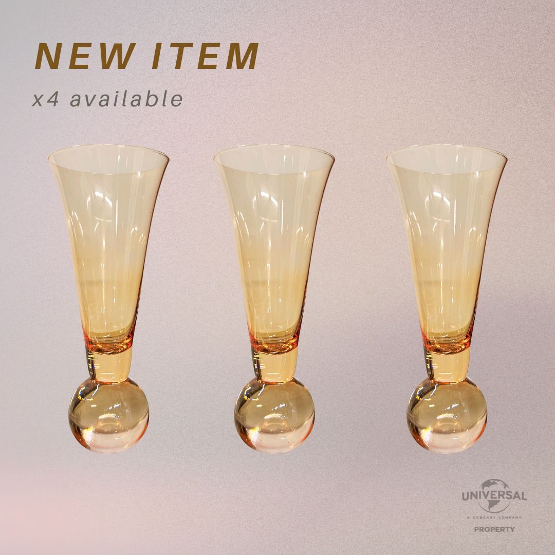UniStudiosLot's tweet photo. New Arrivals at the Universal Prop department!✨ Some of their new #glassware available as part of their #handprops collection. If you're in LA, come by. If not, they can SHIP #props to your production directly. 🍸
#UniProps #Glass #Drinkware #shiptoyou #cocktails #newarrival https://t.co/S0hIODlLFy