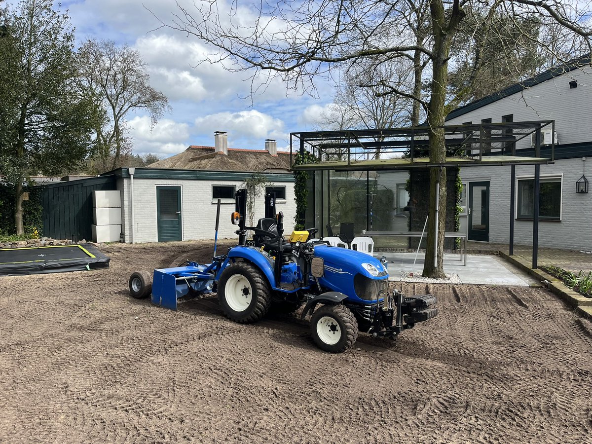 Op #akker is het hier nog nie zo best #regen blijft maar komen. Gelukkig nog wat andere dingen kunnen doen.