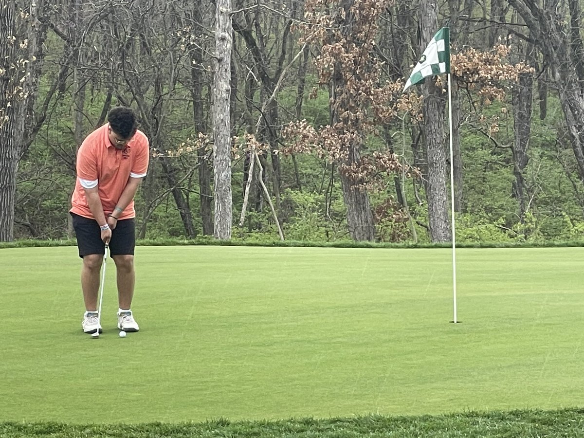 Playing some golf in the rain. Andrew Romero and Davis Hammerbacher at the Oakwood Country Club. Go Braves!