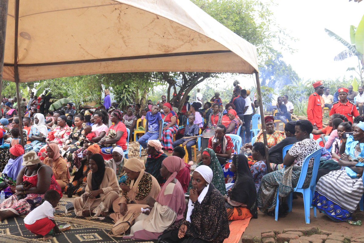 Earlier today at Kyegobo in Kakiri, we laid to rest the body of mama NALULE SAPHINA being the biological mother of our comrade SAPHINA NANSOVE. The president graced the event in the company of our head of art BUKEN ALI. May her soul rest in eternal peace.