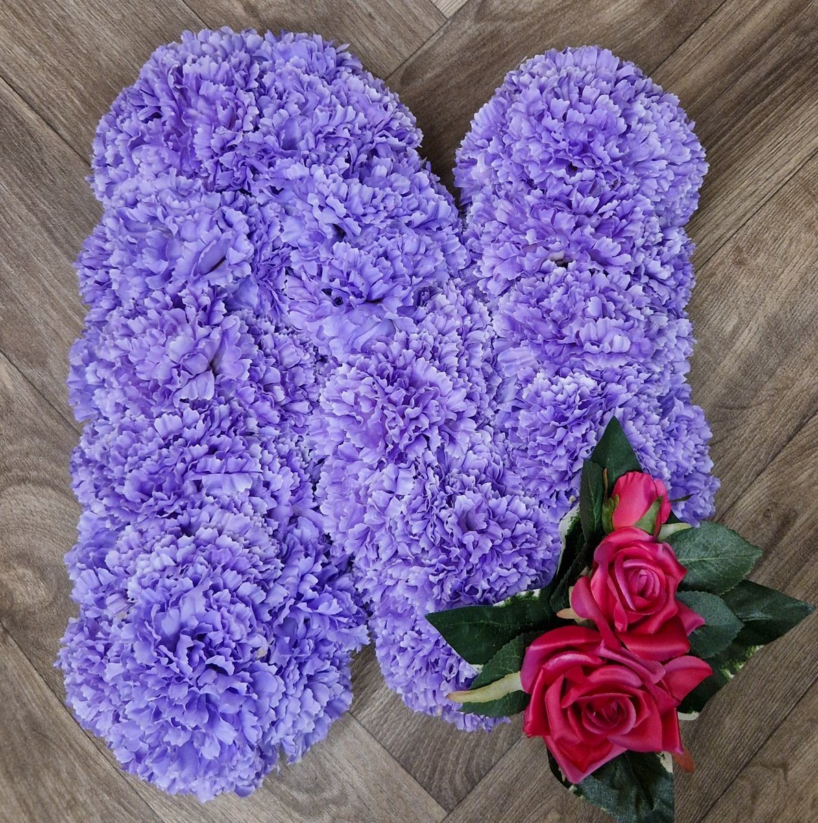 Regentflowers's tweet image. Just a sneak peak at our Hire lettering coming soon , we've extended our voliyr range to celebrate 5 years of this unique service &amp;amp; we're keeping the prices starting from £55 per 3 letter frame &amp;amp; option to buy !! @wrexham #funeraltributehire