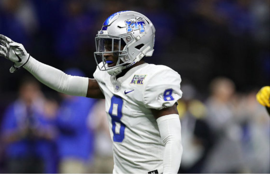 Beyond blessed to announce that I’ve received an offer from Middle Tennessee💙 <a href="/MT_FB/">Middle Tennessee Football</a> #GC23