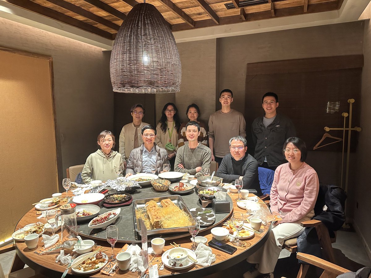 jrmstrng's tweet image. An unforgettable week in Beijing / @Tsinghua_Uni with old friends & new @Khoonono @ZenobiWongLab @mascott85 @Biointerface_CU @JinahJang4 @Tim_WoodfieldNZ @iekmanlei - extra thanks to @liliangouyang @QG777 & Wei Sun for such generosity with their time, hospitality & Chinese water!