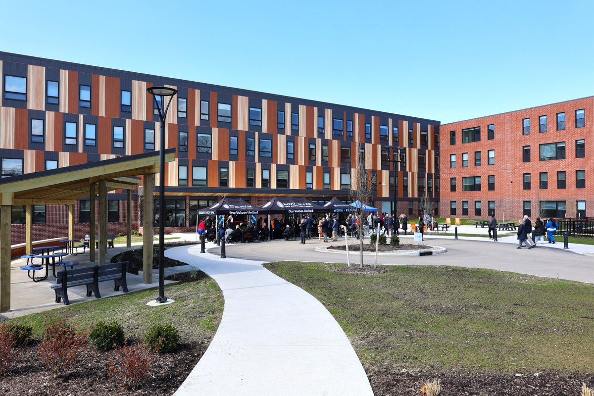 CuyahogaHousing's tweet image. The power of community shined at the grand opening of Woodhill Station West! Thanks to all the residents &amp;amp; partners who made the first phase of Buckeye-Woodhill Choice Transformation a success. Learn more: woodhillhomescle.com. #WoodhillUpNext @TCBCommunities @CityOfCleveland