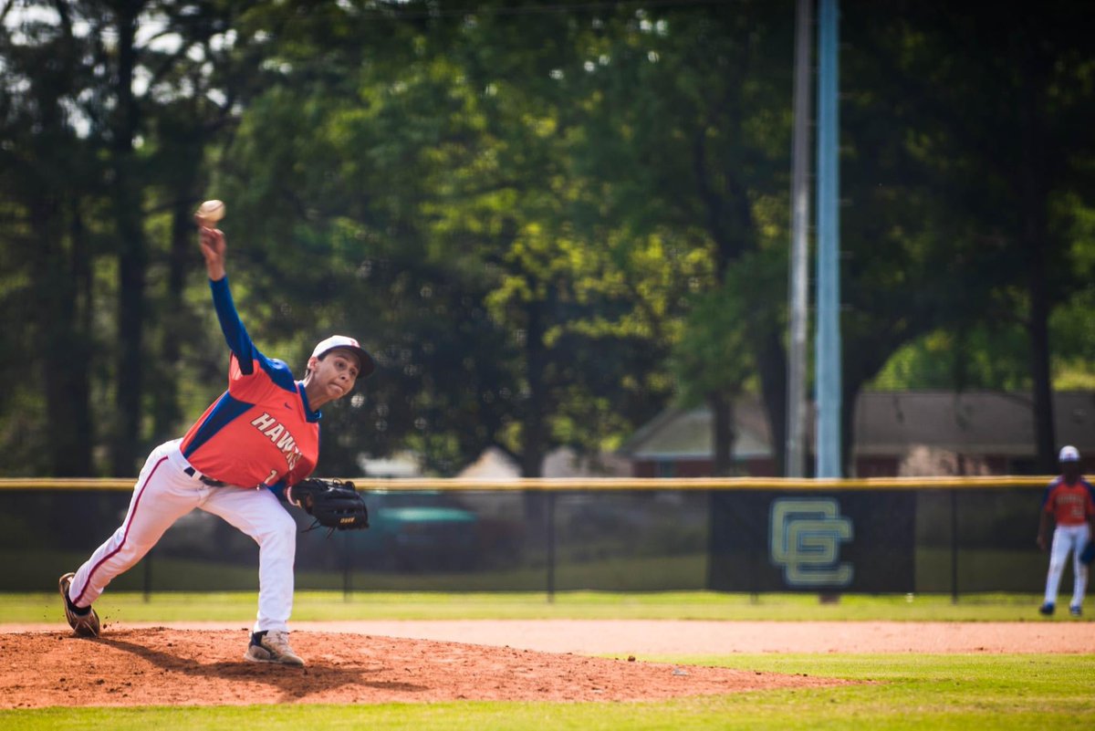 BaseballHanahan's tweet photo. ‼️JV HAWKS WIN ‼️
We open the JV HIT Tournament with a 17-2 win against Oscar Smith (VA)
We are back in action tomorrow at 10:00 vs @WAHS_Baseball at Goose Creek High School Baseball Field (Sedgefield Middle School)
#TGK #SOAR #AllSpringNoBreak https://t.co/KuOLicx0DD