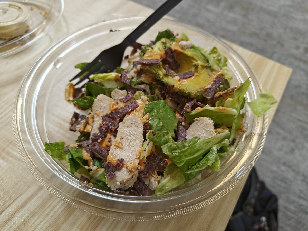 wjlambert's tweet photo. While I'm grateful that my food was delivered, considering the cost, I feel like the quality wasn't there @DoorDash @panerabread #frozenavocado #nostraw #southwestchickensalad #firstworldproblems https://t.co/4Scju66pXR
