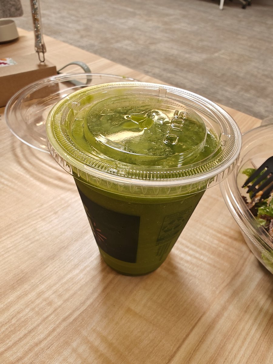 wjlambert's tweet photo. While I'm grateful that my food was delivered, considering the cost, I feel like the quality wasn't there @DoorDash @panerabread #frozenavocado #nostraw #southwestchickensalad #firstworldproblems https://t.co/4Scju66pXR