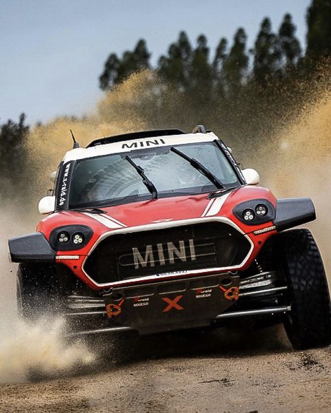 Carlos Sainz tweet media