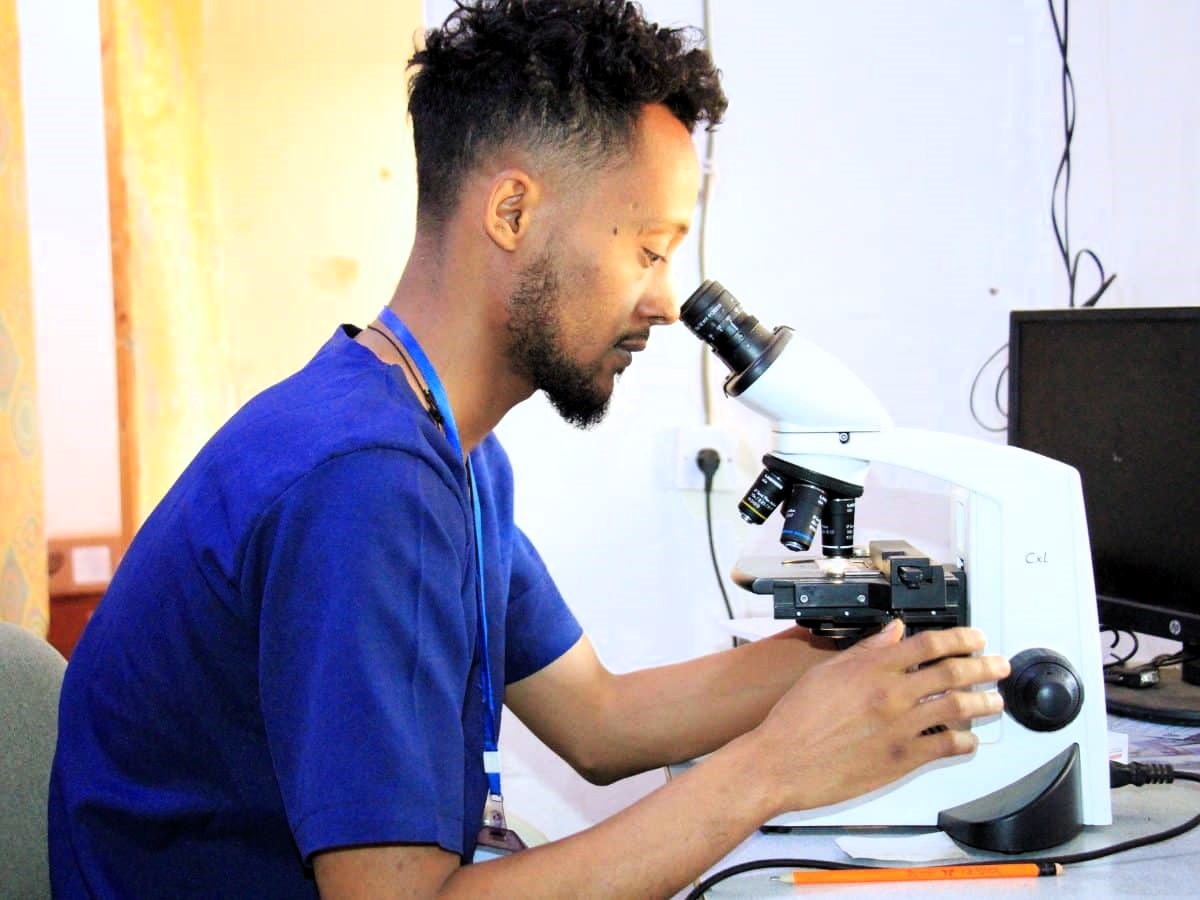 Learn how ICAP is providing Ethiopia's Degehabur General Hospital – as well as 60 other health facilities – with essential equipment, training, and standardized protocols to improve diagnostic efforts for #malaria in the Somali Region: bit.ly/43Jtibu Supported by…