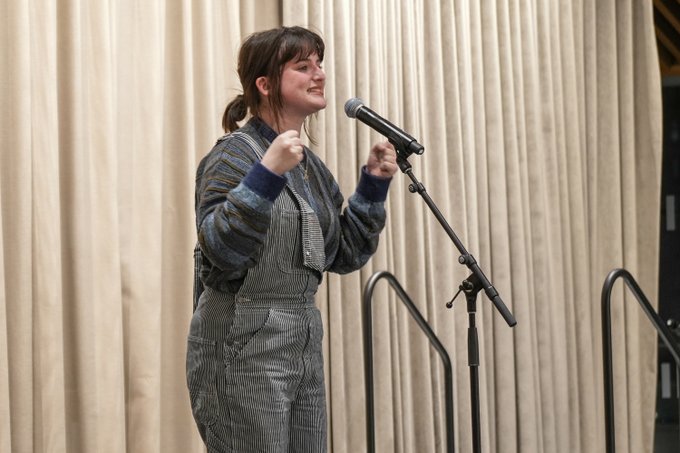 Teen story tellers! @nypl and @TheMoth have teamed up to provide a free one-week workshop series for people ages 15–18 on the art and craft of true, personal storytelling. The program culminates in a final SLAM presentation. Deadline to apply: Apr 7. bit.ly/3xgWgUc