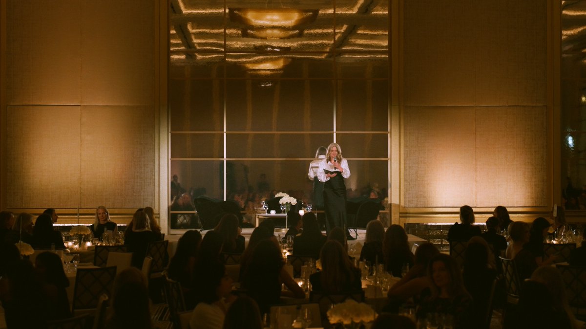 RiseMediaUK's tweet photo. Excited to share a few stills from @BazaarUK's sixth annual gala dinner for #InternationalWomensDay.
@MikeLienard and @KinmenK filmed interviews, panel talks and keynote speeches, as well as capturing b-roll of the guests enjoying the event.

#eventvideo #videoproduction https://t.co/YzbuO2DOpi