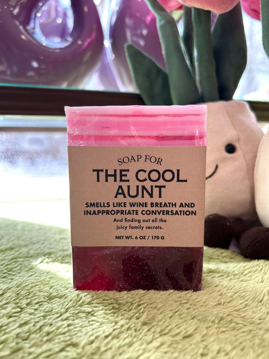 The ultimate gift for the coolest aunt in town! We all have one, tag yours 🕶️💖

#sweetjanes #fyp #shoplocal #smallbusiness #halifax #dowtownhalifax #novascotia #gifts #gifting #soap #soapgift #coolaunt #funnygifts #giftsforaunts #funnysoaps #birthdaygifts #giftsforfamily