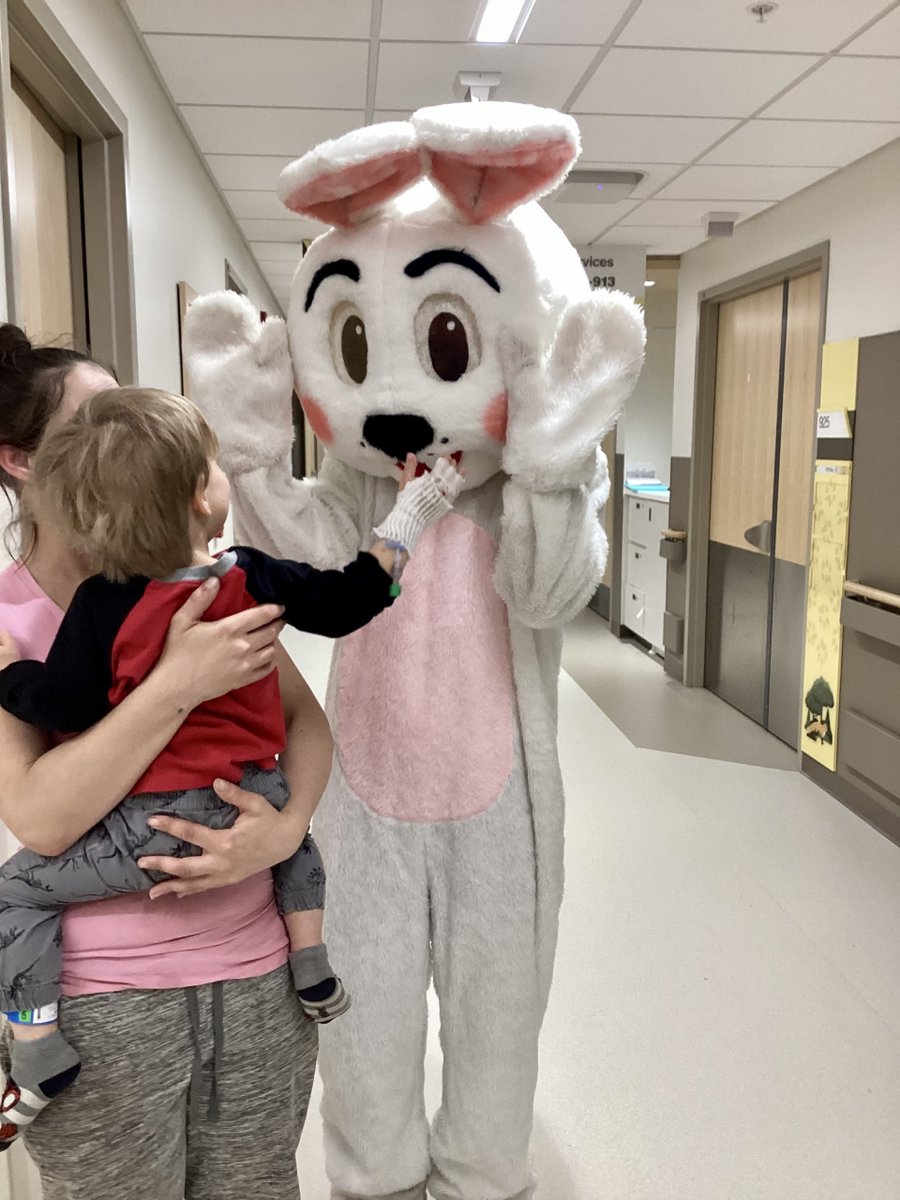 We hope you had a great Easter weekend, we certainly did! Visits from the Easter Bunny makes everyone feel better! 🐰 🍭 #wvukids #easterbunny