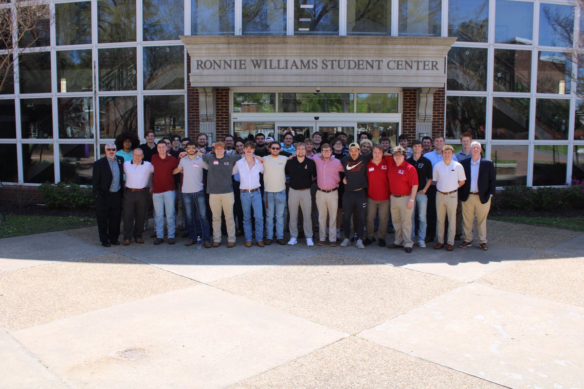 KappaSigmaHQ's tweet photo. #KappaSigmaWeekend: This weekend our Brothers from Arkansas held their District Conclave at the University of Central Arkansas. Weekends like these are filled with Fellowship, professional development, and officer training. https://t.co/GuNtSOgjhv