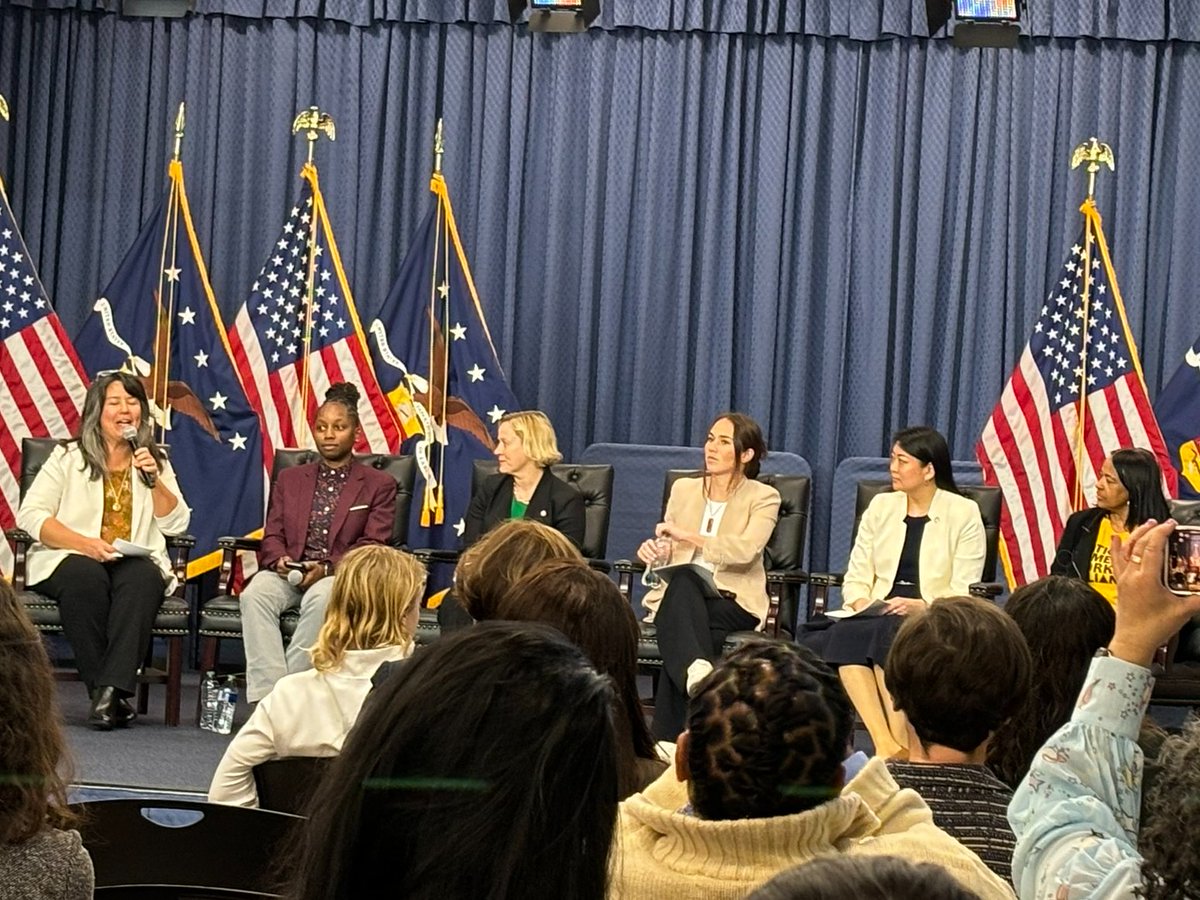 Local 689 attended a @WB_DOL panel today highlighting the crucial work of women workers who advocate for positive change each and every day.