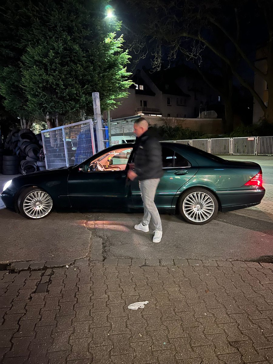 RAM0S_____'s tweet image. I love her #w220