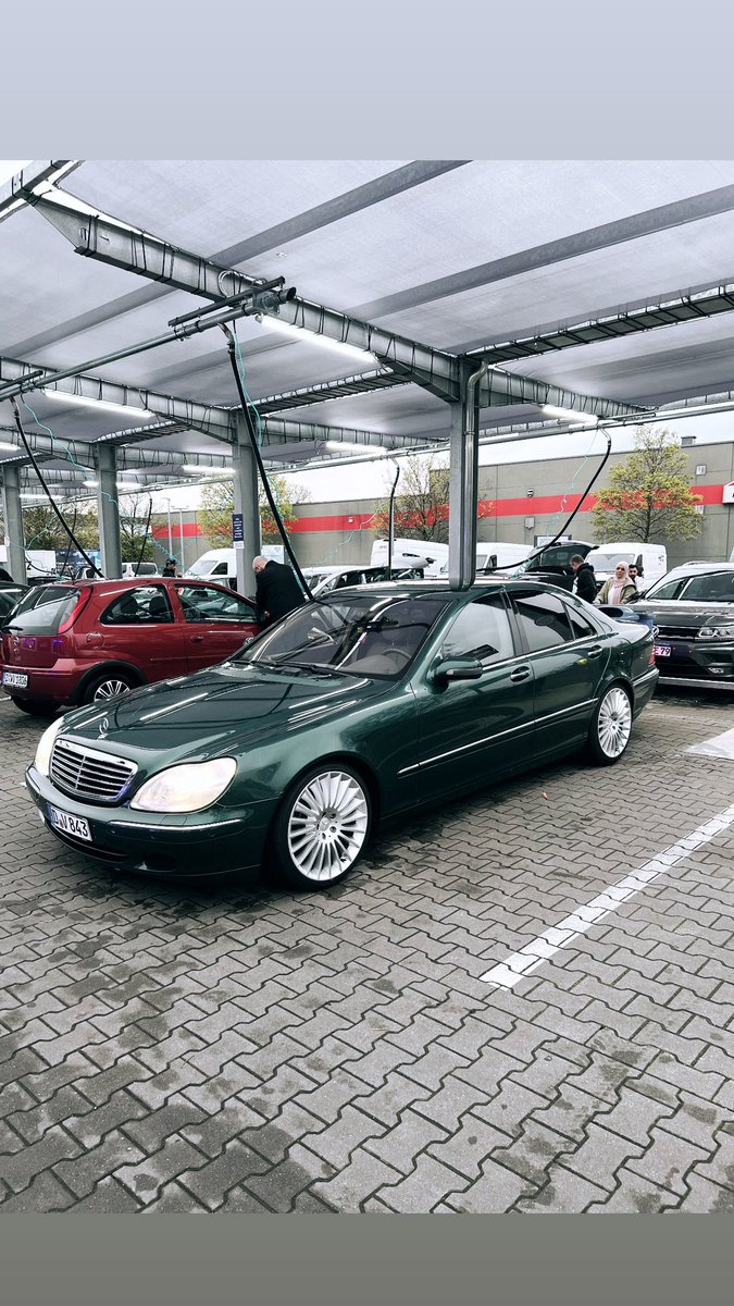 RAM0S_____'s tweet image. I love her #w220