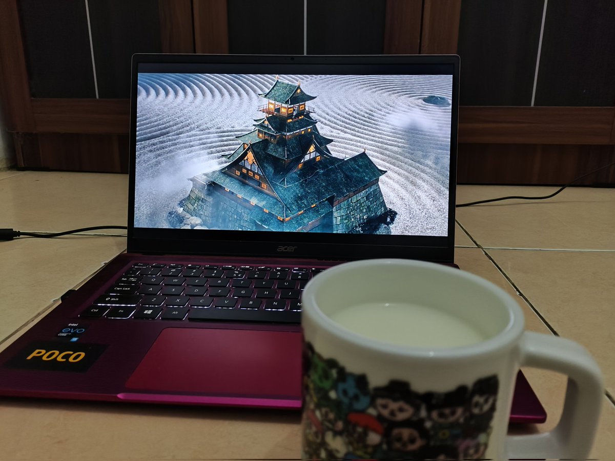 Lisagaswaki's tweet image. watching the Shogun series while drinking milk using Bug City merchandise
@Bug4city 
#BugCity #Bugpoly #SocialFi