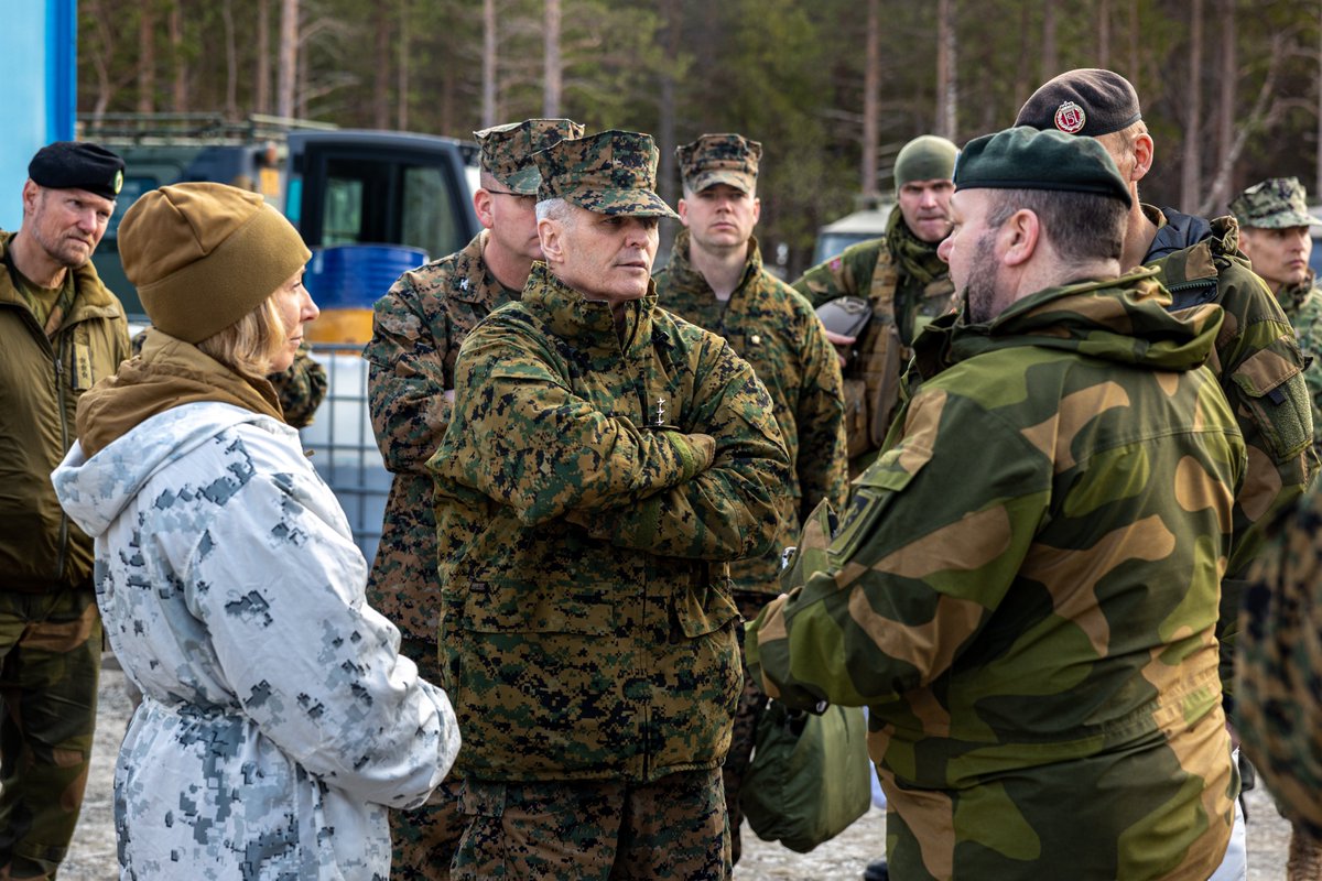 Bringing Motivation U.S. Marine Corps Gen Christopher J. Mahoney, Assistant Commandant of the Marine Corps, and SgtMaj Carlos A. Ruiz, Sergeant Major of the Marine Corps, visited #TeamMLG Marines and Sailors during Exercise Nordic Response 24. @2ndMLG