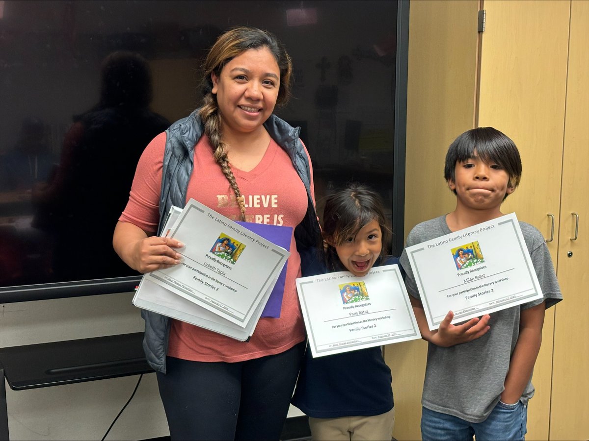 Congratulations @OrangeUnifiedCA for graduating more and more parents to support family engagement.   Clearly, kids are just as happy as their parents when the family completes the class! 👏👏👏👏
@WestOrangeElem @CAellchat @WeAreCTA @CAedchat