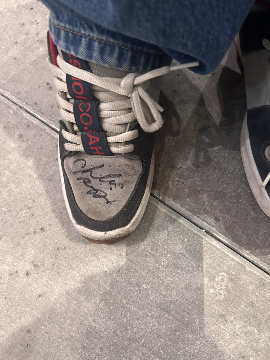 I asked my friend who her shoes were signed by and they’re signed by CHLOE SEVIGNY