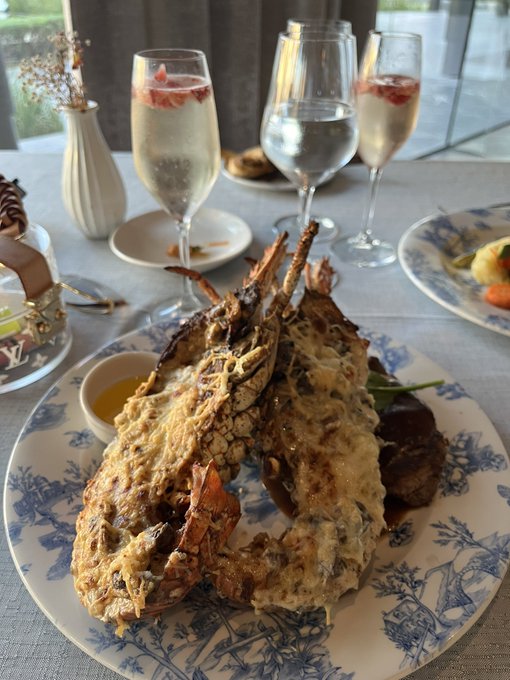 Watch 🖤's leaked NSFW photo on TwXstars