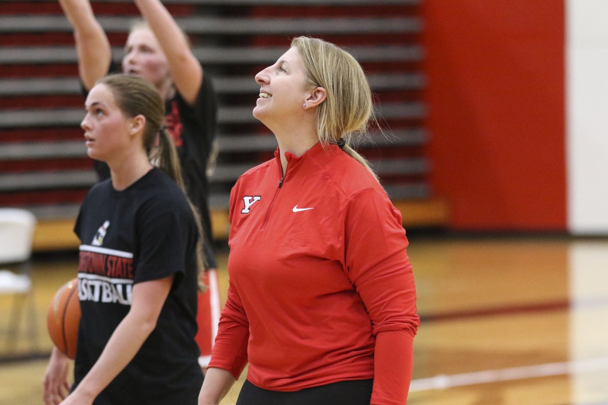 YSUWomensHoops tweet picture