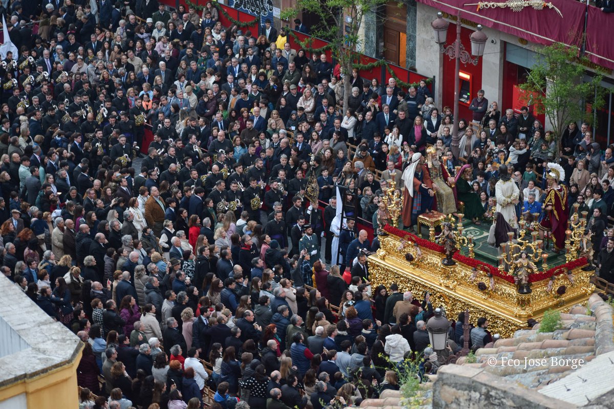 La #SSantaSevilla24 en los misterios de @lascigarreras

🎶#SuenaCigarreras
#SSantaSevilla2024 #cigarreras