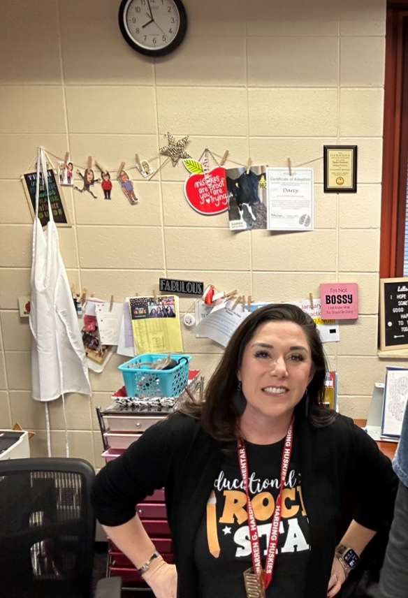 Harding_School's tweet image. Happy Assistant Principal Week to Ms Garrison!   You are truly the best at all that you do and you make Harding a better place daily!   Thanks for being a Husky and making us all better!