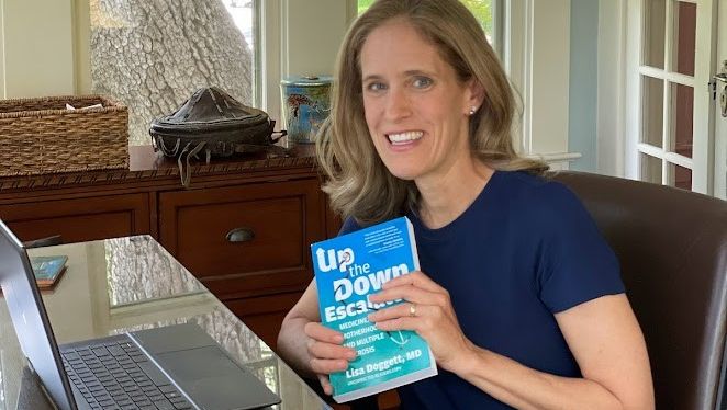 lisadoggettmd's tweet photo. My #book is a finalist for the IBPA Benjamin Franklin Award, Health &amp; Fitness category! This is a huge honor, &amp; I'm excited! The book is now discounted on Amazon - and the #audiobook is a fun option.
 https://t.co/7qgyWCMYQS
#Bookstagram #memoir #multiplesclerosis #MS @HCI_Books https://t.co/ftSaIatcEx
