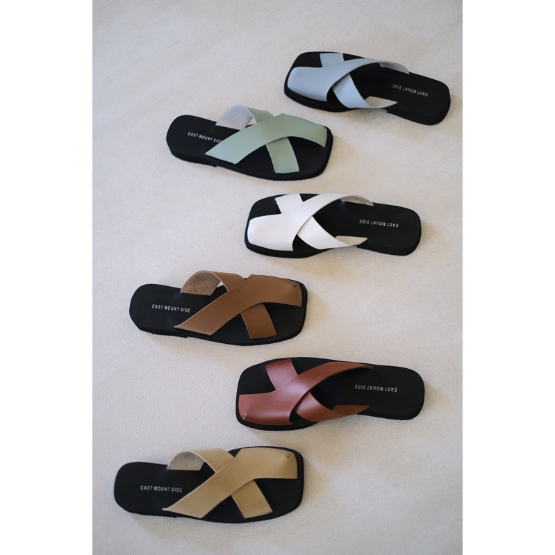 Segera Dapatkan EASTMUNTSIDE Slip On Sandal 

shope.ee/8pMruG8KqO

#Shopee #ShopeeID #Shopeehaul #racunshopee #shopeefashion #fashion #fashionwanita #fashionstyle #sandalwanita #sandalslipon #stylish #trendy #kekinian #colorful