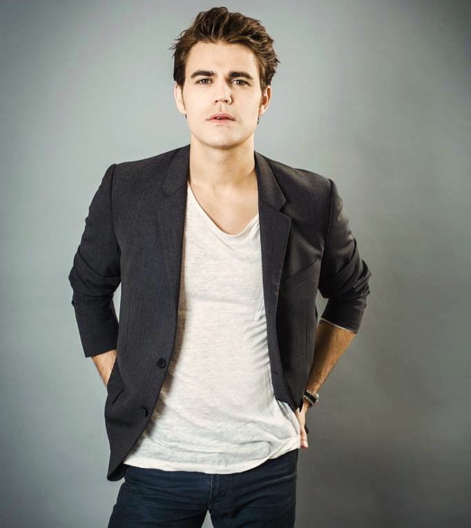PWChronicles's tweet photo. Happy Monday!! I hope you guys had a wonderful weekend! It was so nice and warm… perfect weather. ☀️ But rain is headed my way, so I’m hoping it won’t last long! 😂 You guys have a great week!! #PaulPic #PaulWesley #PWCSquad https://t.co/983fogalTc