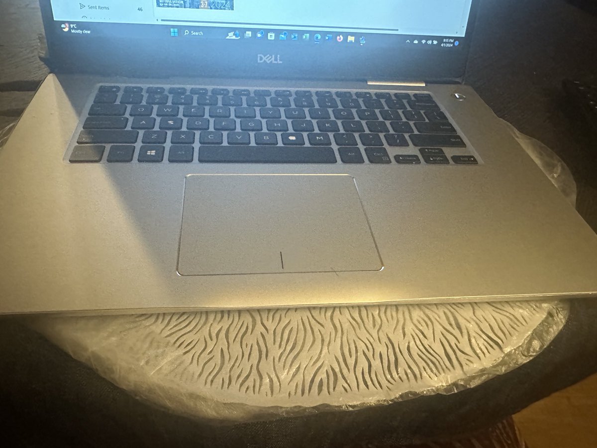 cclareMDMPH's tweet photo. #WritingBlackness today: completed slide sets for two upcoming presentations; got feedback back from co authors with plan for revisions; awaiting comments from other coauthors; still need to work on outline draft & paper updates based on outline #enoughtoday https://t.co/vcp5RI4sBu
