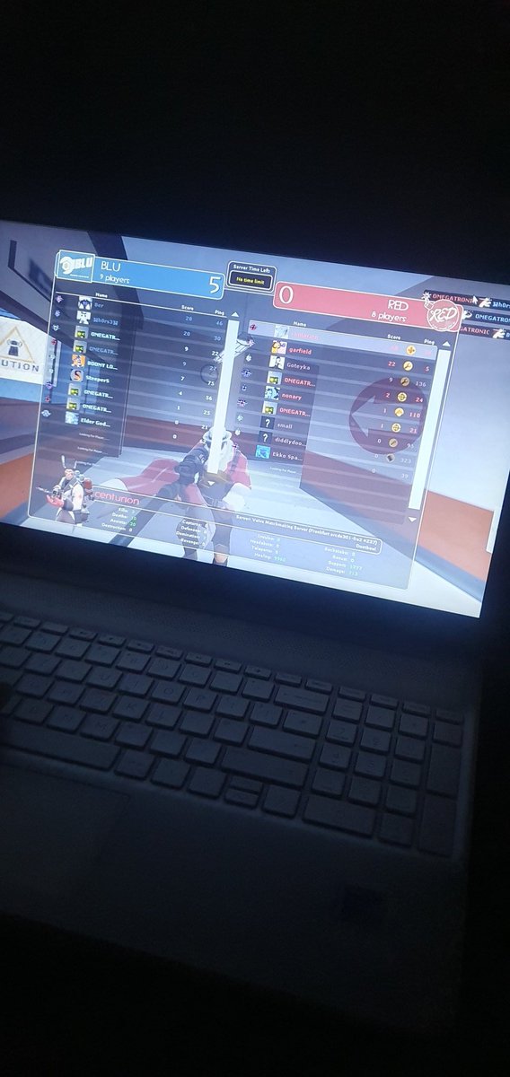 CenturionFox's tweet photo. @Steam A valve you are really taking the bloody piss now please update VAC for love of God you lazy bastards!! #saveTF2 #UpdateVAC #valve https://t.co/GdvsnuvgvB